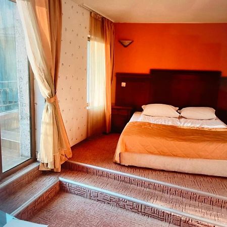 Hotel Bolyari Veliko Tarnovo Luaran gambar