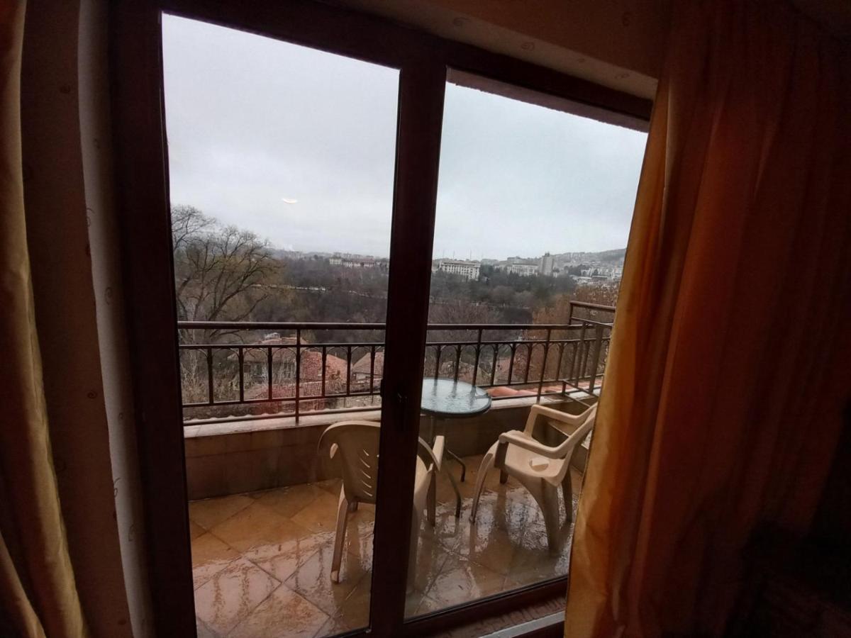 Hotel Bolyari Veliko Tarnovo Luaran gambar