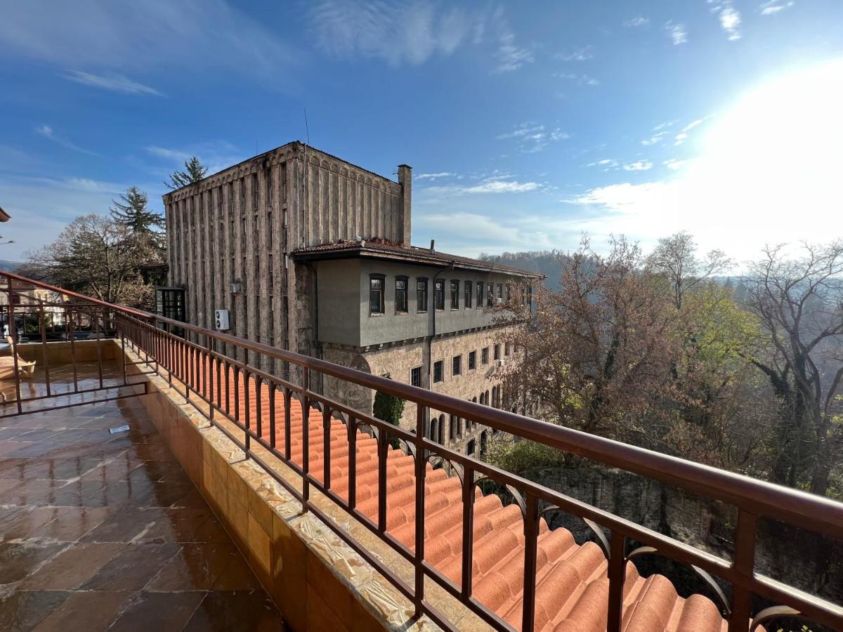 Hotel Bolyari Veliko Tarnovo Luaran gambar
