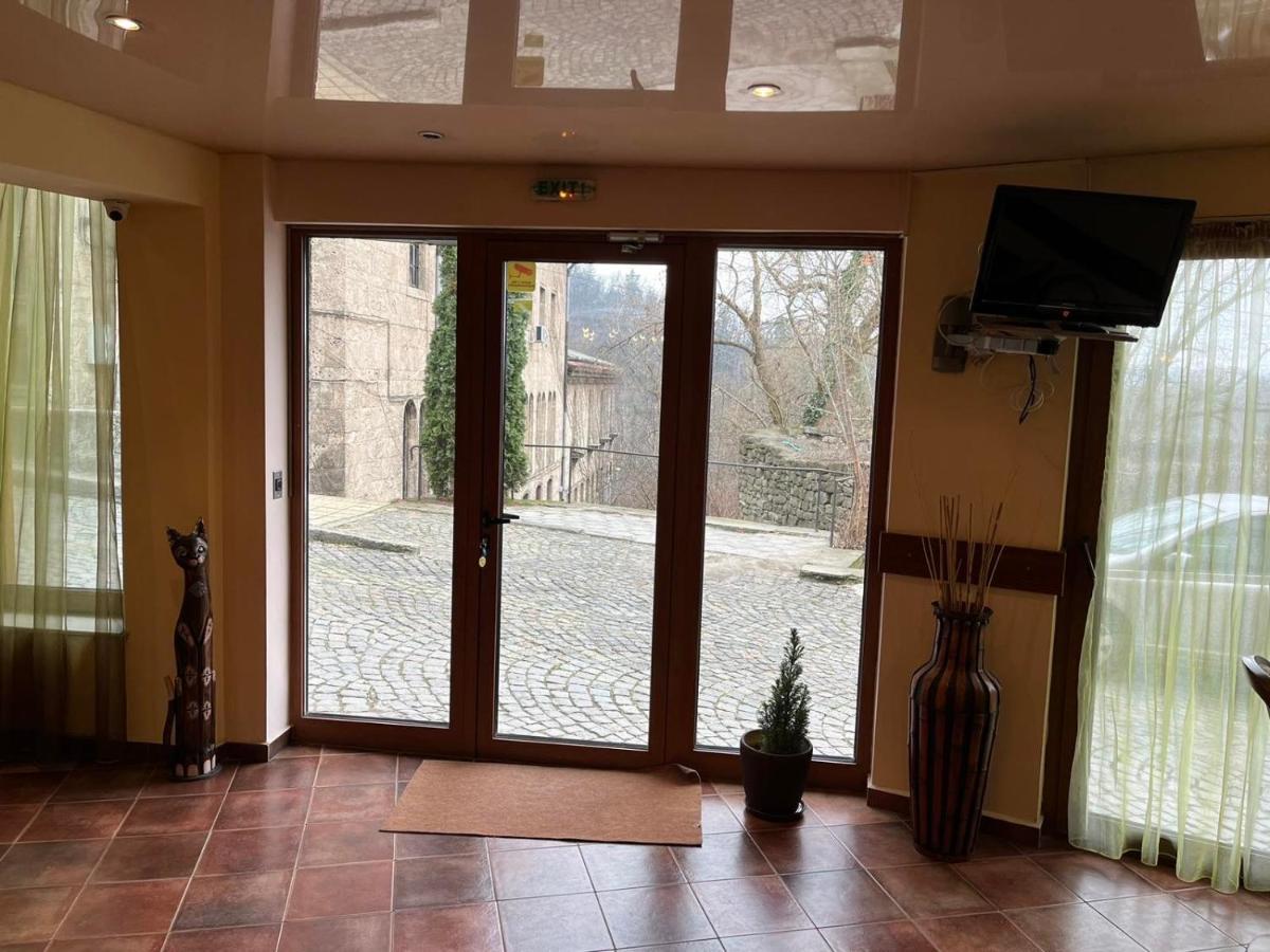 Hotel Bolyari Veliko Tarnovo Luaran gambar