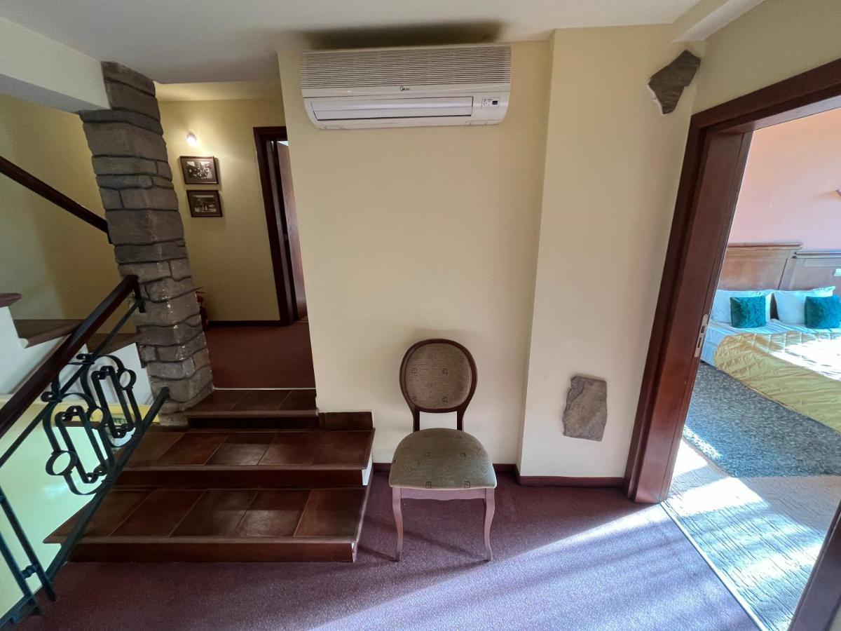 Hotel Bolyari Veliko Tarnovo Luaran gambar