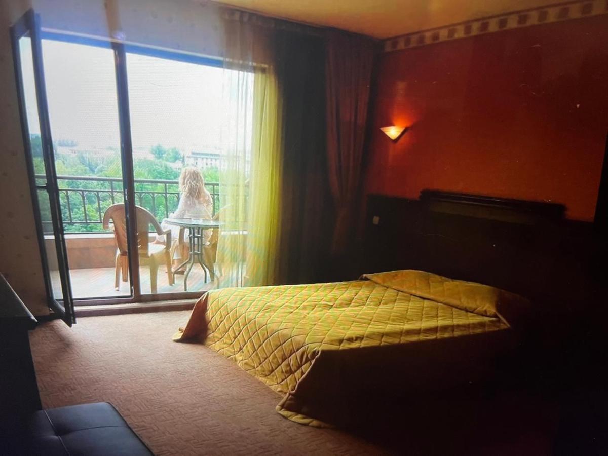 Hotel Bolyari Veliko Tarnovo Luaran gambar